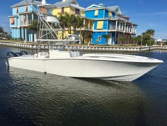 42' Yellowfin 2010 Yacht For Sale